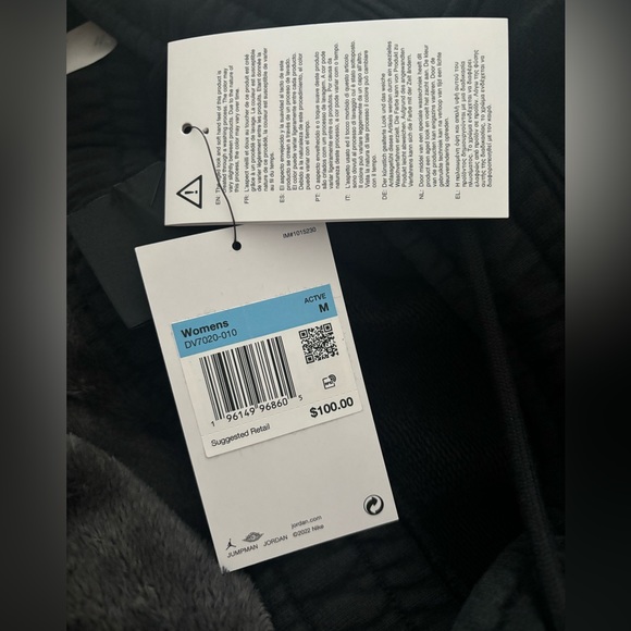 NWT Jordan x Shelflife Women’s Joggers - Picture 8 of 16